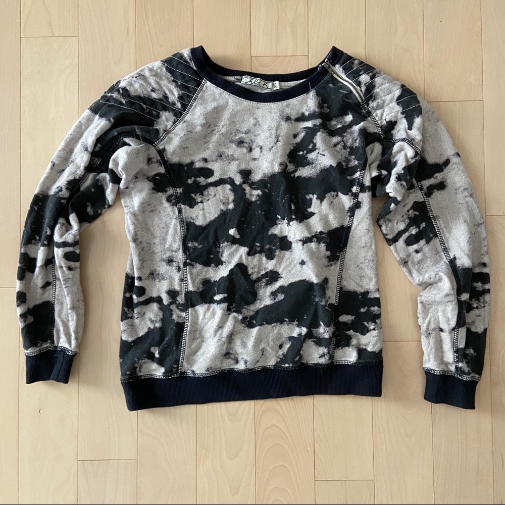 Chloe K Side Zipper Sweatshirt